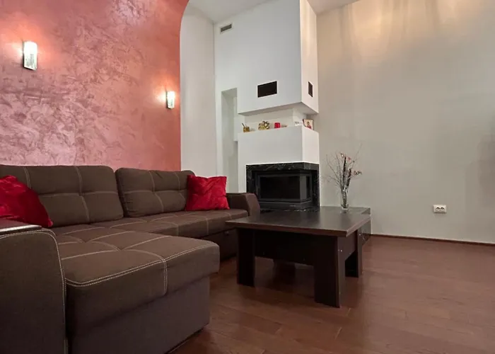 Modern In A Historical Place On Gorodotskaya * Leópolis