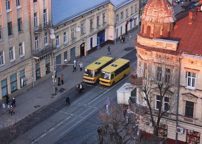 Modern In A Historical Place On Gorodotskaya * Leópolis